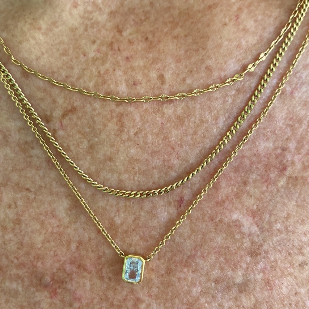 Kendra Scott gold triple layering chains. - Picture 3 of 13